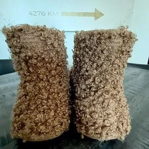 CROCS | Shoes | Crocs Brown Textured Mens Bootslimited  display picture 2